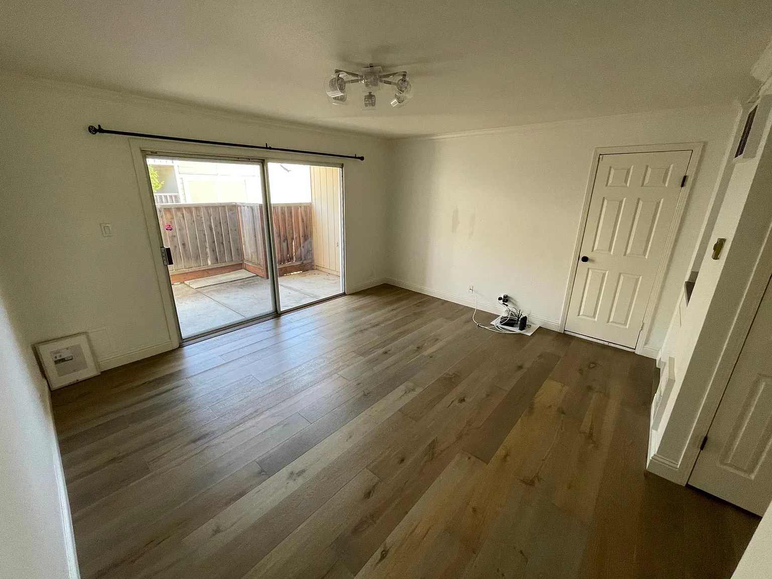 14477 Doolittle Dr photo 1