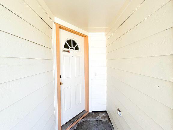2nd image of 1504 Jefferis Ave
