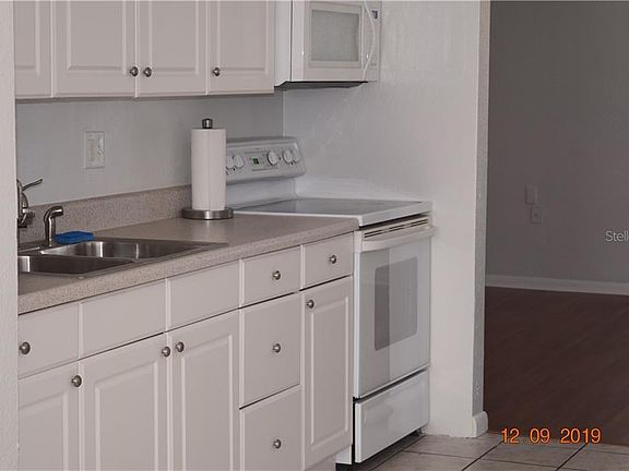 5th image of 1216 El Camino Rd