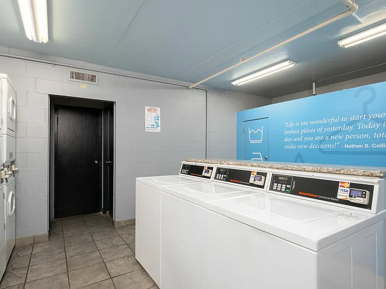 College Manor - Laundry Room
