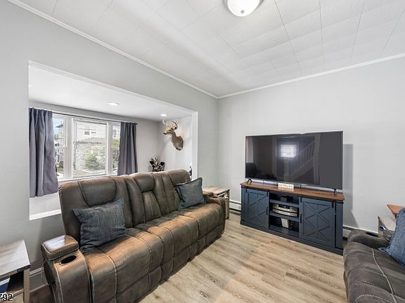 5th image of 113 Arthur St