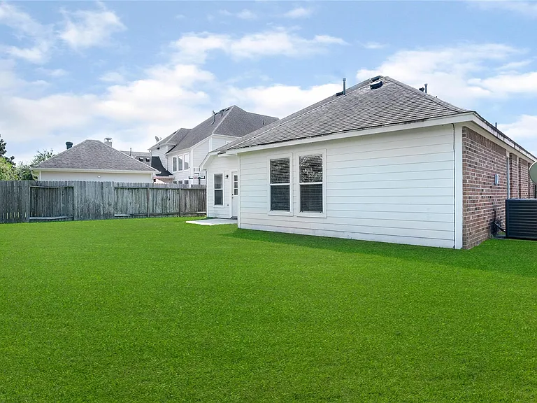 6214 Southcott Ct — Photo 24