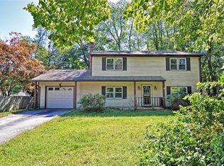 18 Elizabeth Ave, Smithfield, RI 02917