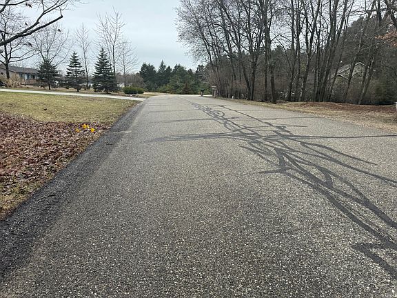 3rd image of 1032 Lincoln Dr