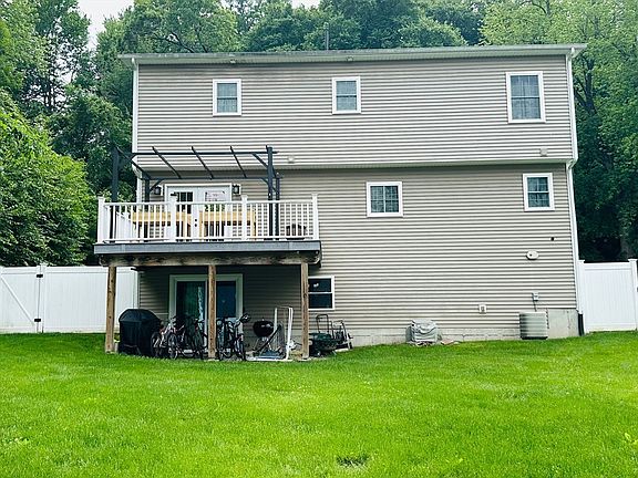 4th image of 83 Federal St