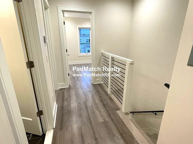 64 Chelsea St #1 — Photo 22
