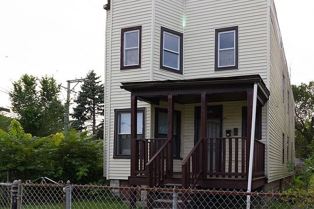 1st image of 6840 S Marshfield Ave
