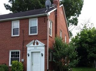 856 Eden Rd, Lancaster, PA 17601