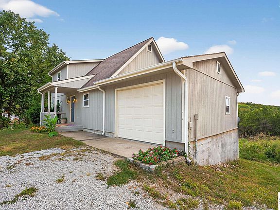 3rd image of 17534 Mockingbird Rd