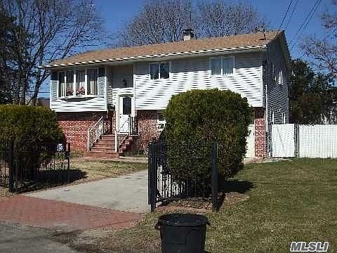 2nd image of 49 Lakewood St