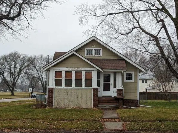 629 14th St, Rockford, IL 61104