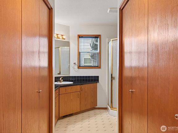 5th image of 15917 NE Union Road #89