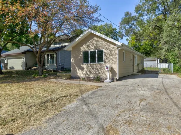 1213 Emma Ave, Des Moines, IA 50315