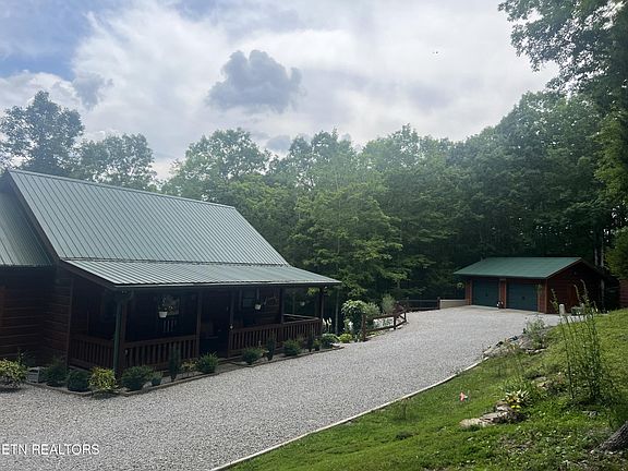 4th image of 18 Buffalo Cove Ln