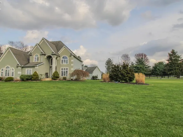 13406 River Rd, Milan, OH 44846