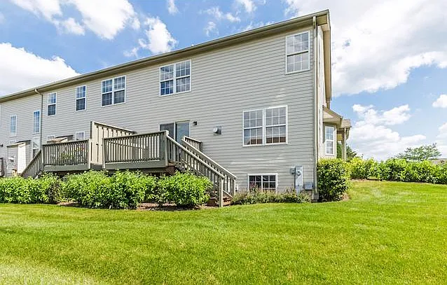 737 Sycamore Ct — Photo 9