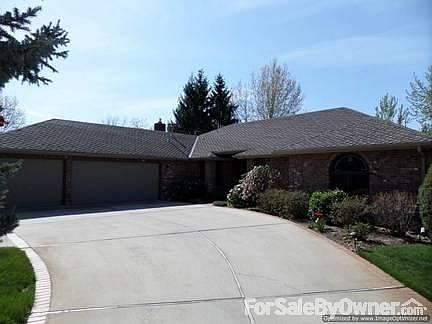4th image of 4838 N Lake Front Pl