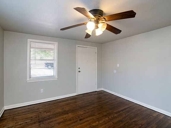 3rd image of 3349 Hiawatha Trl