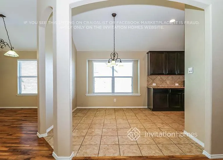 1208 Geddes Ct — Photo 4