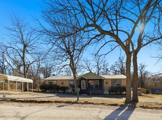 1291 Barnes St, Sulphur, OK 73086