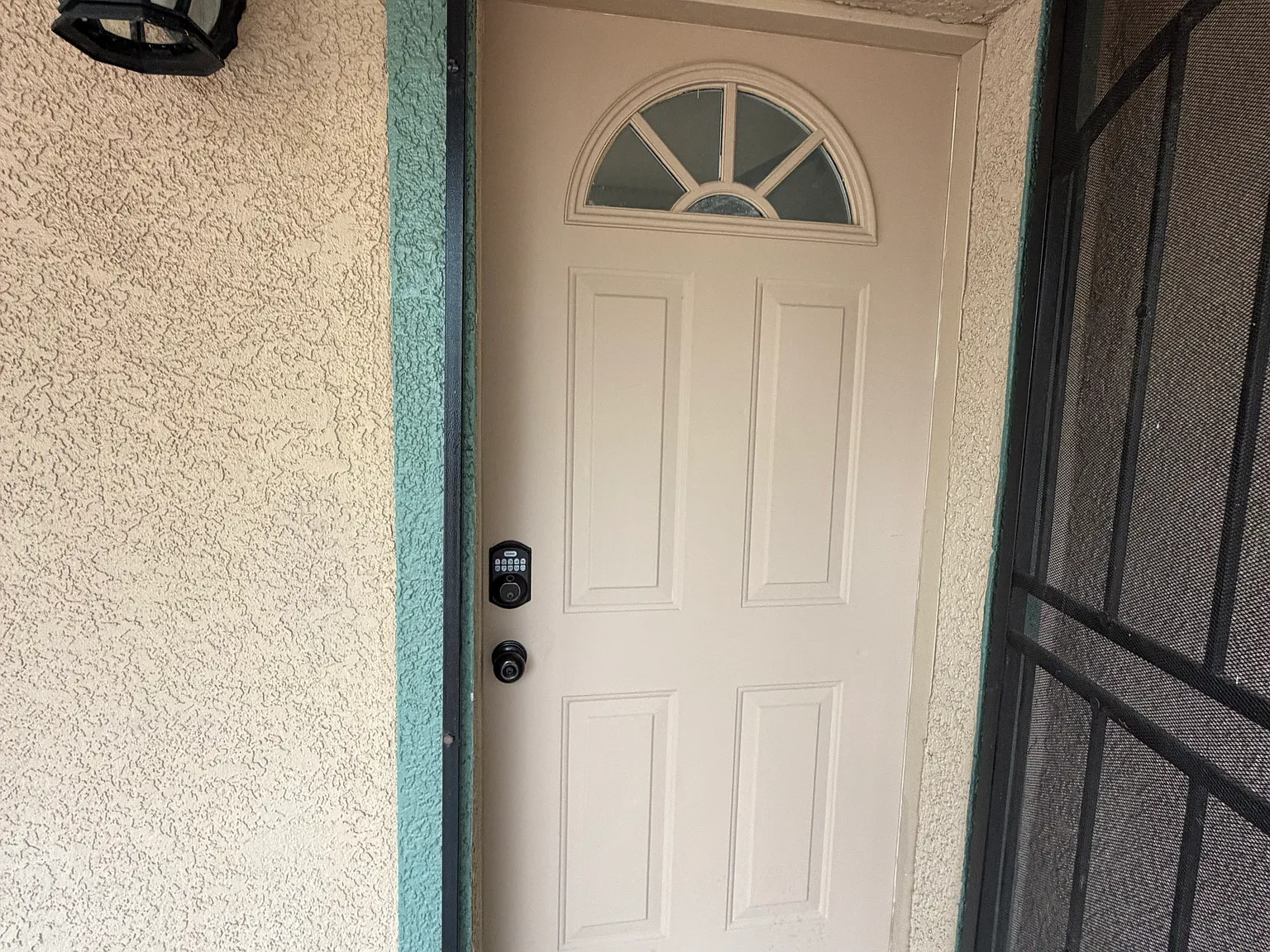 2 bed, 1120 sqft, $2,200 — Photo 4