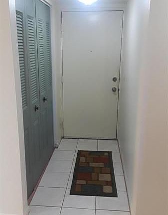 2nd image of 2255 Lindell Blvd APT 4309