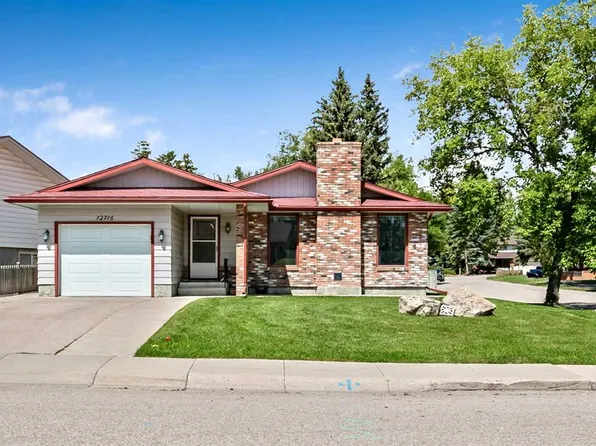 12716 S Cannington Way SW, Calgary, AB T2W 2B8