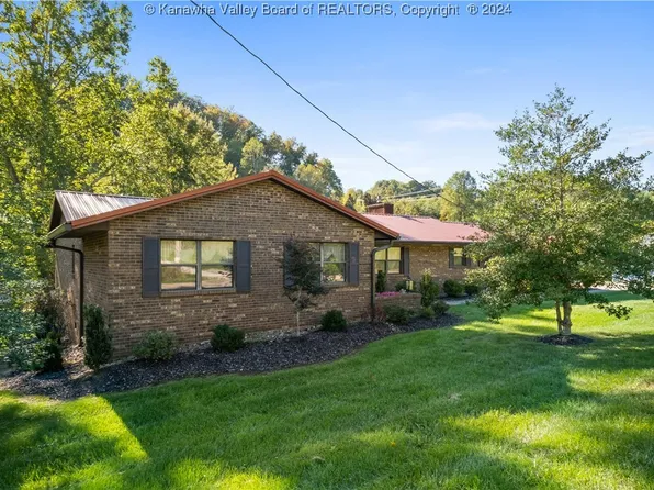 1322 Scott Depot Rd, Scott Depot, WV 25560