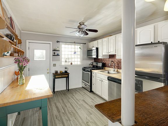 5th image of 1354 E Berks St