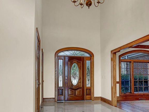 5th image of 1529 Portsmouth Place