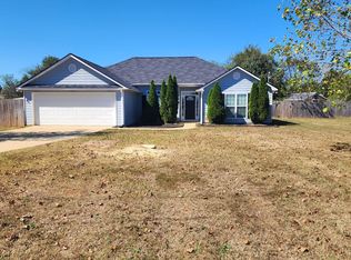 51 Honeysuckle Way, Fort Mitchell, AL 36856