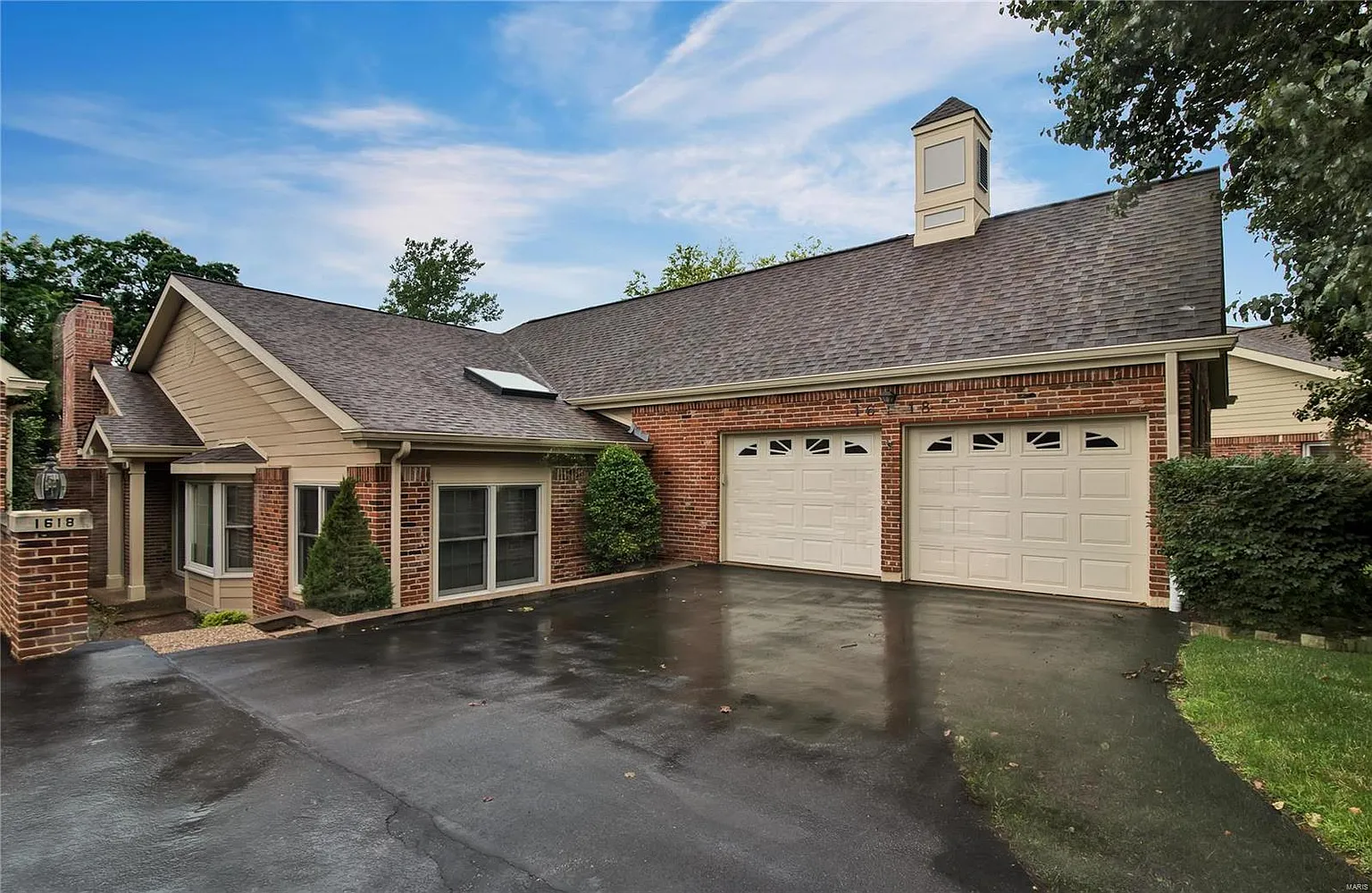 1618 Timberlake Manor Pkwy photo 1
