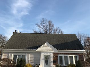 1003 Dewitt St, Valley Stream, NY 11580