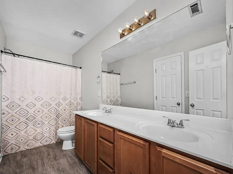 340 Stewarts Landing Cir — Photo 23