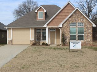 2414 W 10th St, Texarkana, TX 75501