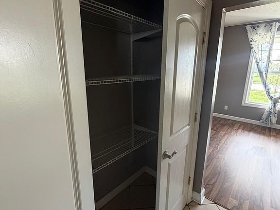 2nd image of 5337 Montavia Ln