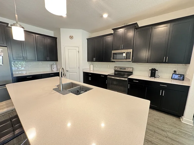 12050 Grammar Ln — Photo 15