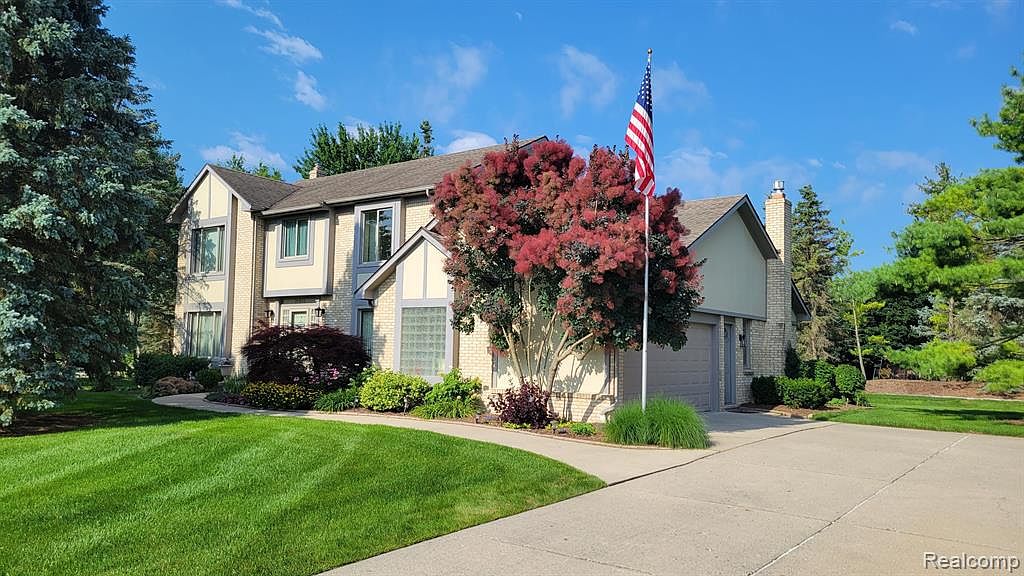 21511 Ingram Rd, Novi, MI 48375 Zillow