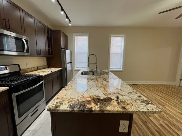 100 S 22nd St #4, Pittsburgh, PA 15203