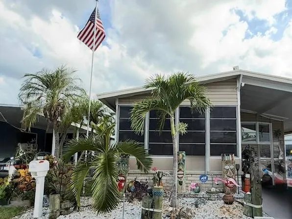 100 Hampton Rd Lot 299, Clearwater, FL 33759