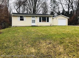 807 Elmwood St, Dewitt, MI 48820