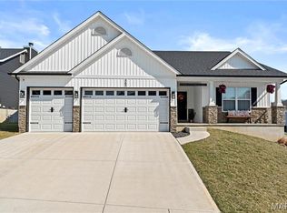 560 Arctic Wolf Dr, Imperial, MO 63052