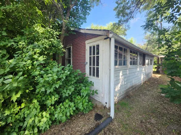 244 SW 2nd Ave, Drumheller, AB T0J 1B0