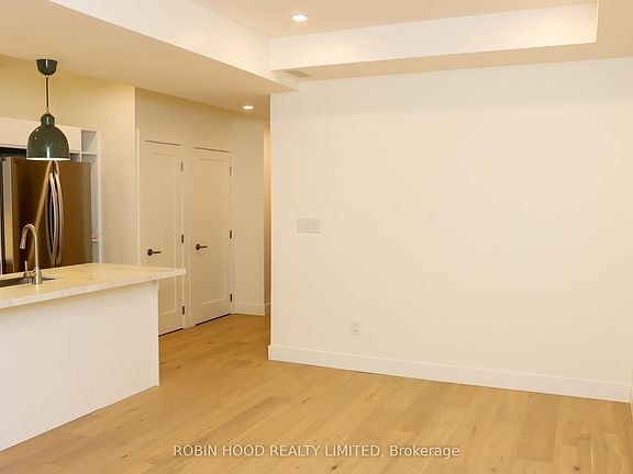 5th image of 247 Pacific Ave #4