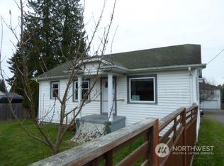 6807 Highland Dr, Everett, WA 98203