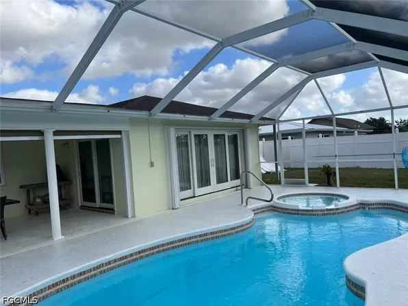 3312 SE 22nd Pl, Cape Coral, FL 33904