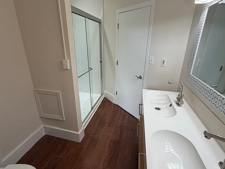193 E Main St — Photo 7