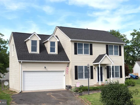 6396 Waterdale Ct, Bealeton, VA 22712