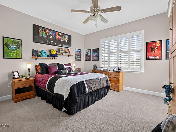 4th image of 3421 Torre Blvd