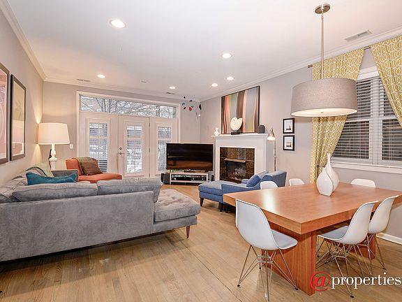 Living Room / Dining Room